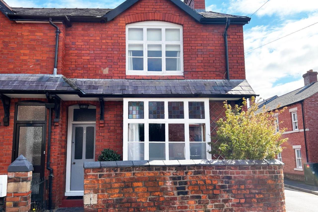 Shrewsbury Townhouse - Free Parking Villa Dış mekan fotoğraf