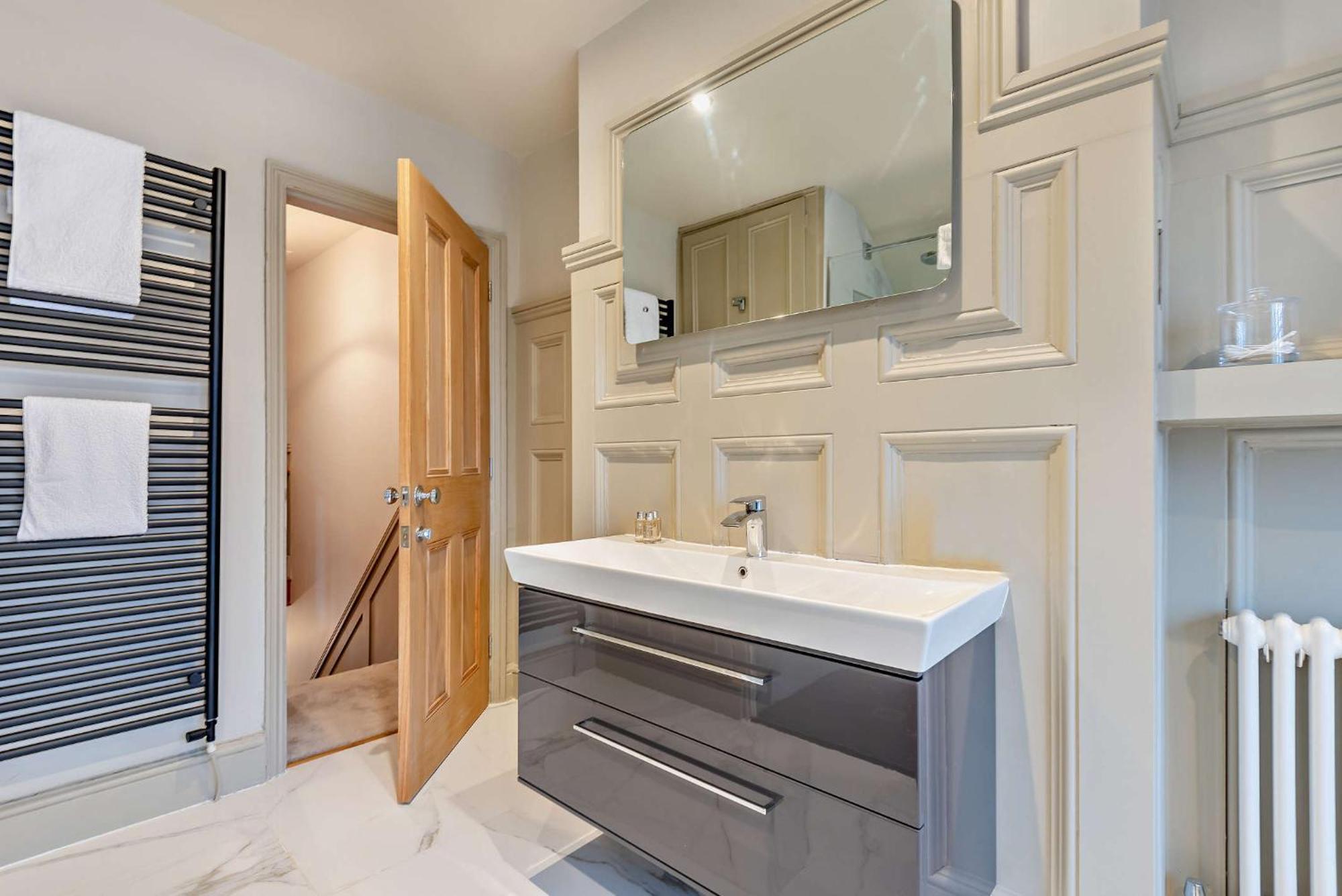 Shrewsbury Townhouse - Free Parking Villa Dış mekan fotoğraf